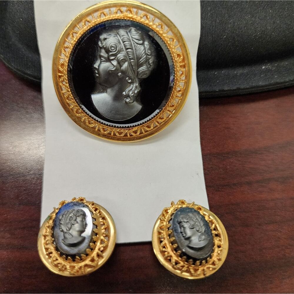Vintage Cameo Hematite‎ Brooch & Clip Earrings, Filigree Pin Set Germany Style